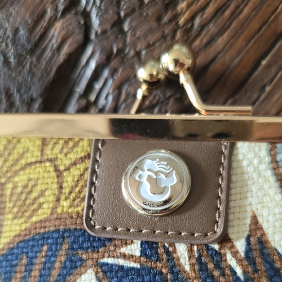 Spartina 449 Blue and Gold Floral Wallet - Picture 6 of 6